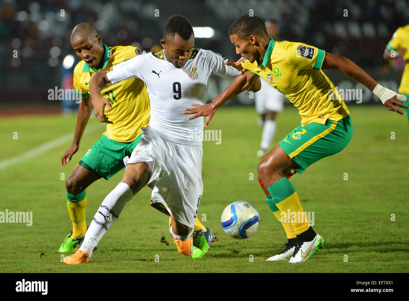 Equitorial Guinea. 27th Jan, 2015. African Cup of Nations football tournament, South Africa versus Ghana. Jordan Ayew ( Ghana ) challenges Thabo Matlaba - Rivaldo Coetzee (South Africa) © Action Plus Sports/Alamy Live News Stock Photo