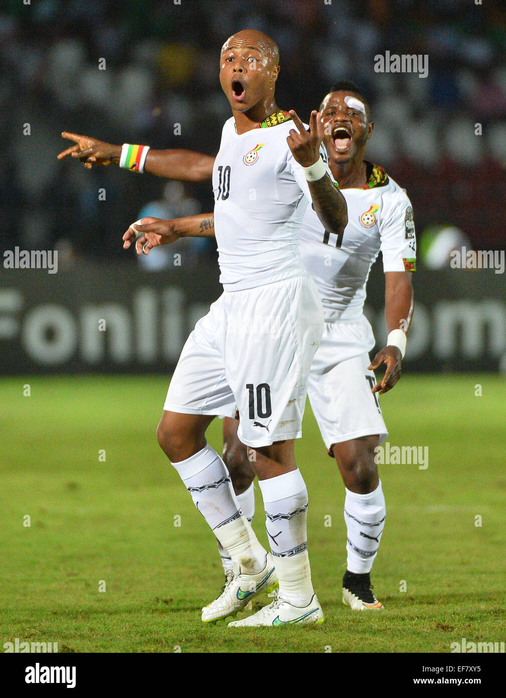 Equitorial Guinea. 27th Jan, 2015. African Cup of Nations football tournament, South Africa versus Ghana. Andre Ayew challenges Mubarak Wakaso ( Ghana ) Joie © Action Plus Sports/Alamy Live News Stock Photo