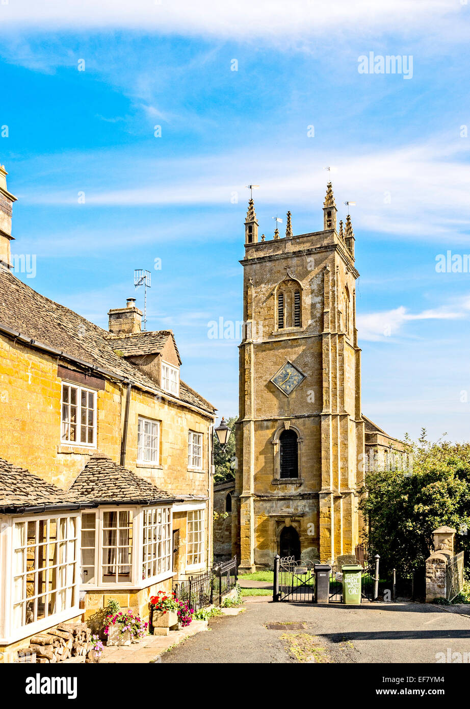 Church  St. Peter and St. Paul in the Cotswold village of Blockley, Gloucestershire, location of the tv series Father Brown Stock Photo