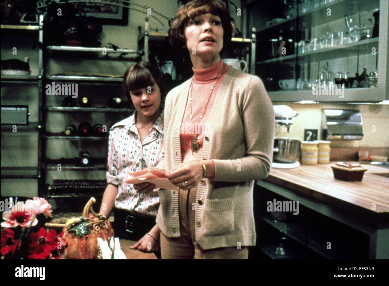 Linda Blair Ellen Burstyn The Exorcist 1973 Stock Photo Alamy