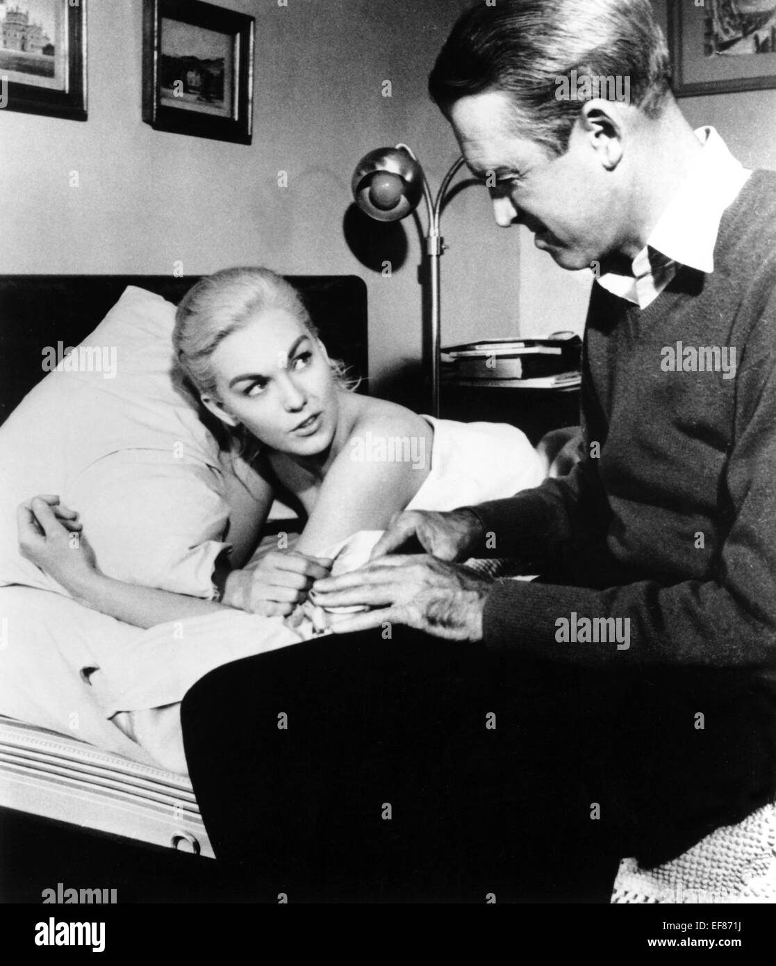 Photo De Tournage F.022770 - Kim Novak & James Stewart (Vertigo) 1958