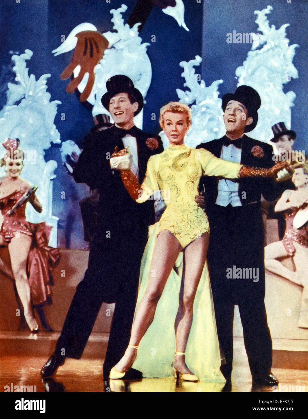 DANNY KAYE, VERA-ELLEN, BING CROSBY, WHITE CHRISTMAS, 1954 Stock Photo -  Alamy