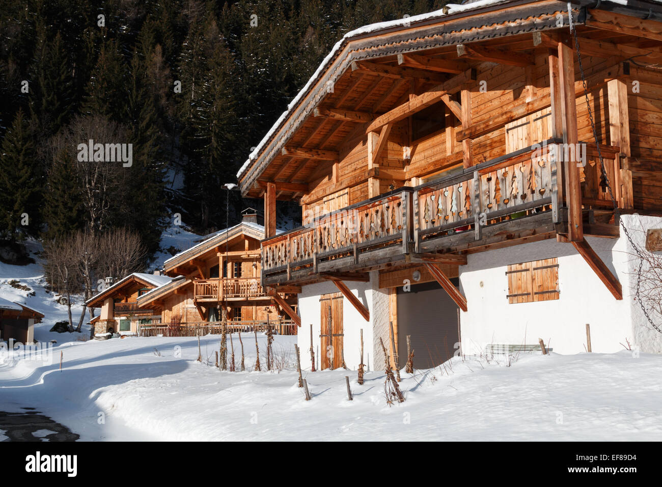Large new skiing chalets in the hamlest of Les Frasserands near Le Tour in the French Alps. Stock Photo