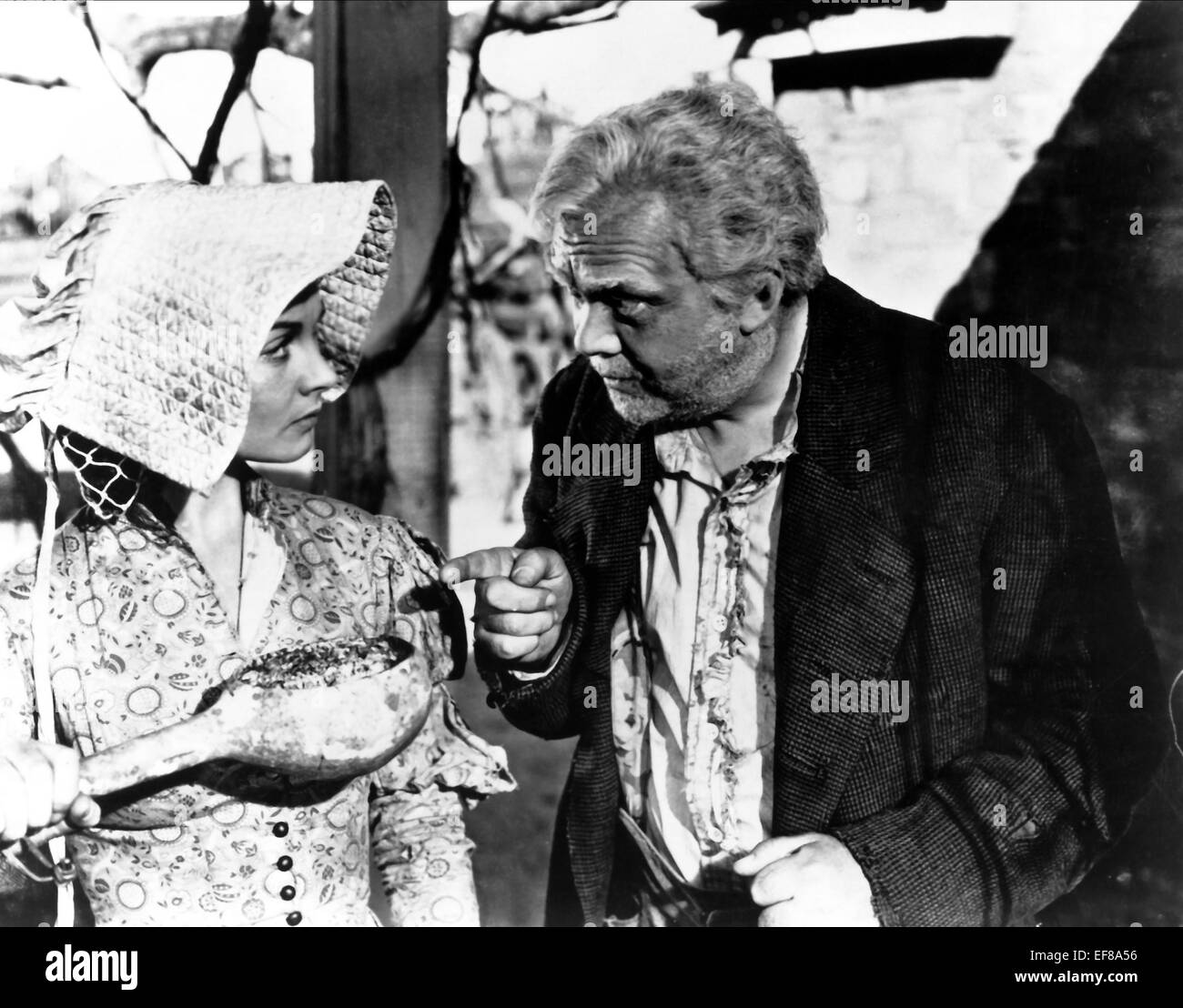 VIVIEN LEIGH, THOMAS MITCHELL, GONE WITH THE WIND, 1939 Stock