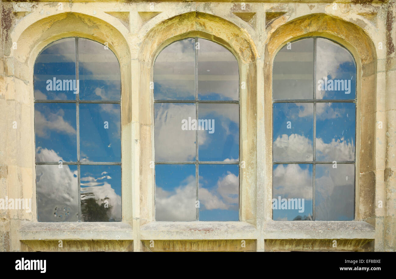 Leaded glass windows hires stock photography and images Alamy