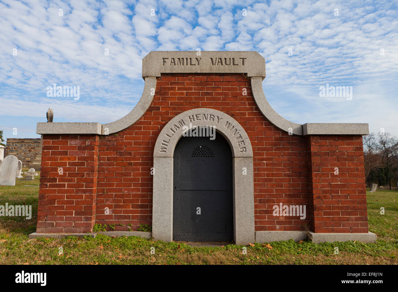 Family vault hires stock photography and images Alamy