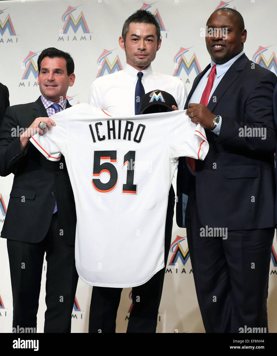 Tokyo, Japan. 29th Jan, 2015. (L-R) David Samson, Ichiro Suzuki, Michael Hil (Marlins) MLB : Miami Marlins newly signed outfielder Ichiro Suzuki (C), president David Samson (L) and Director of Baseball Operations Michael Hill (R) attend an introductory news conference in Tokyo, Japan . Credit:  Motoo Naka/AFLO/Alamy Live News Stock Photo