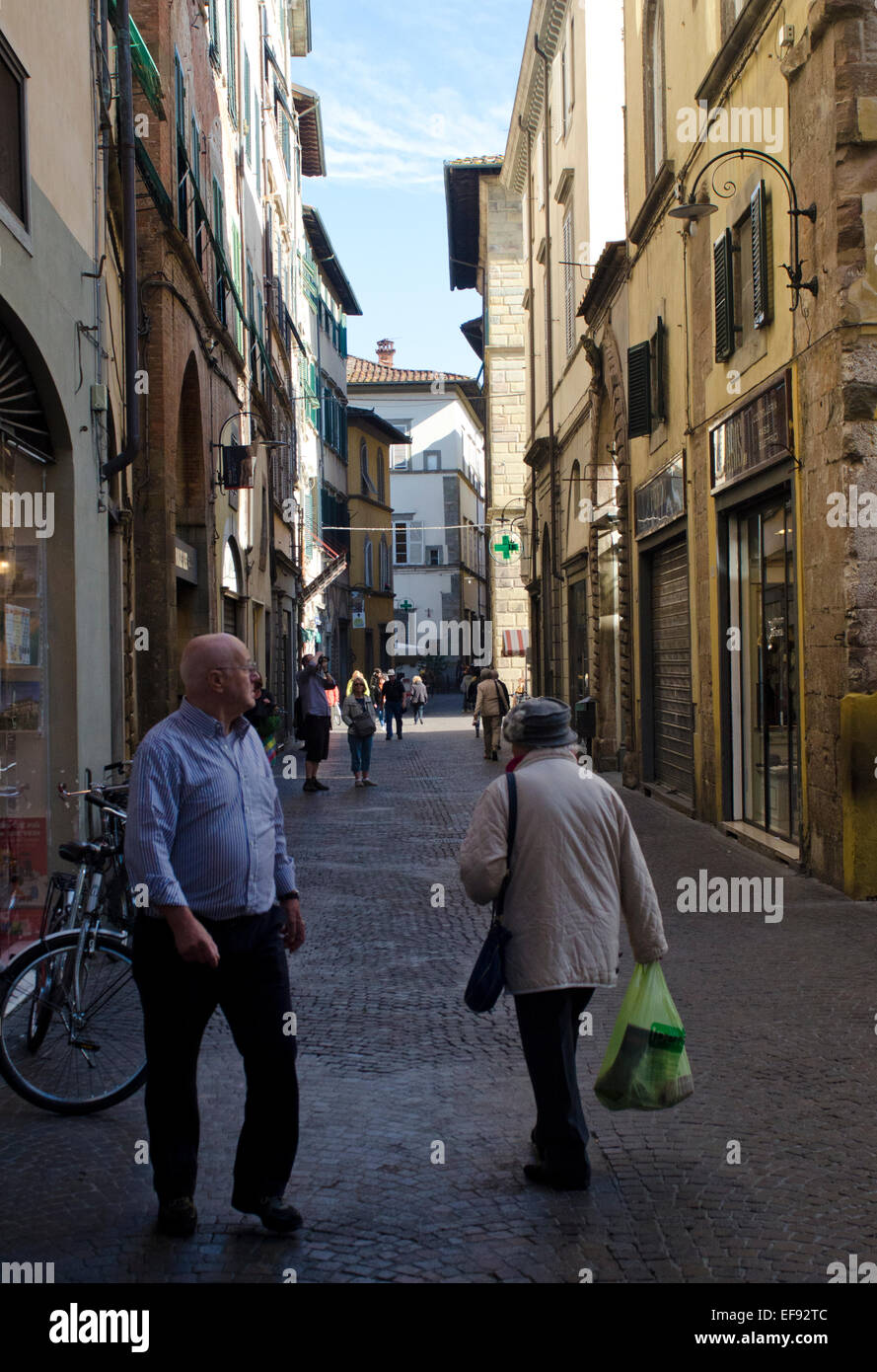 Street scene in the medieval city of Lucca, Tuscany, Italy Stock Photo