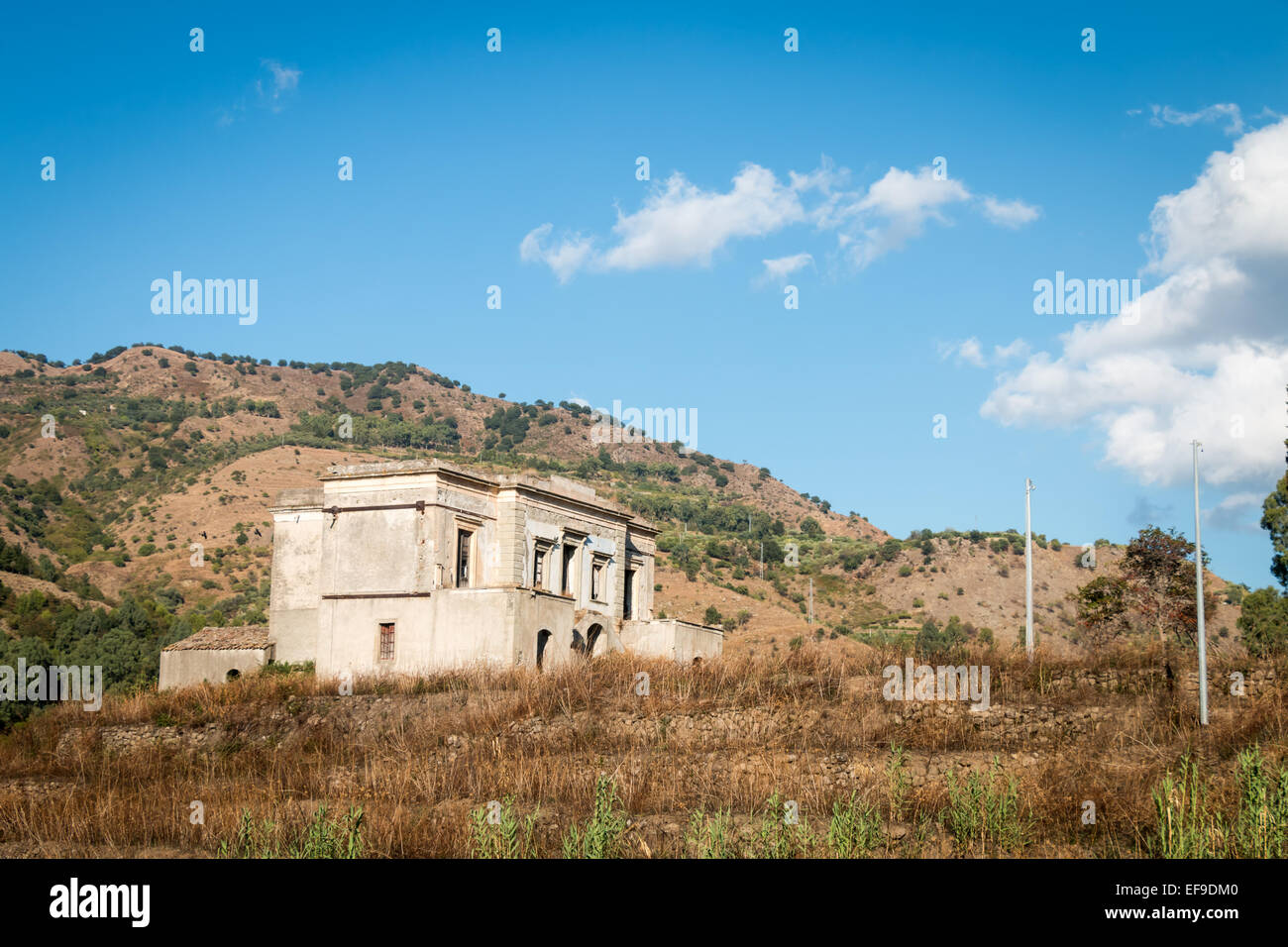 An old noble country house in Sicily Italy Stock Photo Alamy
