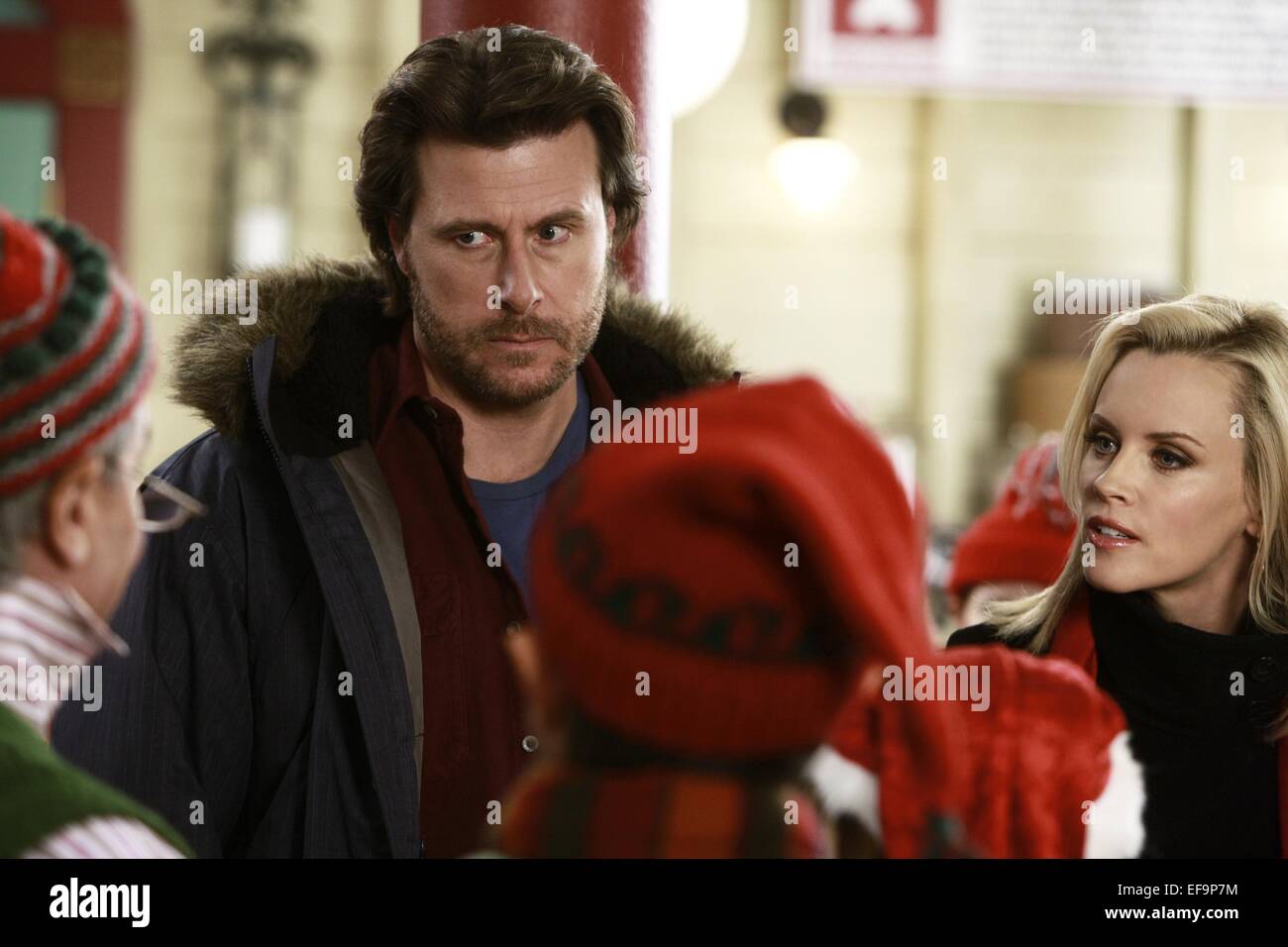 dean mcdermott jenny mccarthy santa baby 2 christmas maybe 2009 stock - Santa Baby 2 Christmas Maybe dean mcdermott jenny mccarthy santa baby 2 christmas maybe 2009 stock - Santa Baby 2 Christmas Maybe