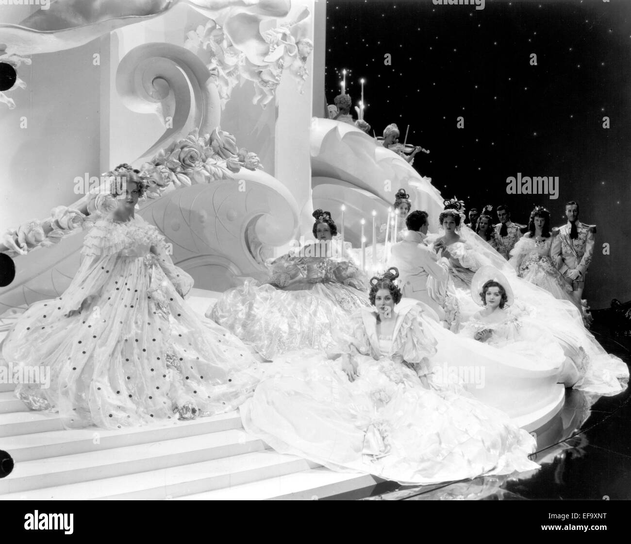 STAGE SCENE THE GREAT ZIEGFELD (1936 Stock Photo Alamy
