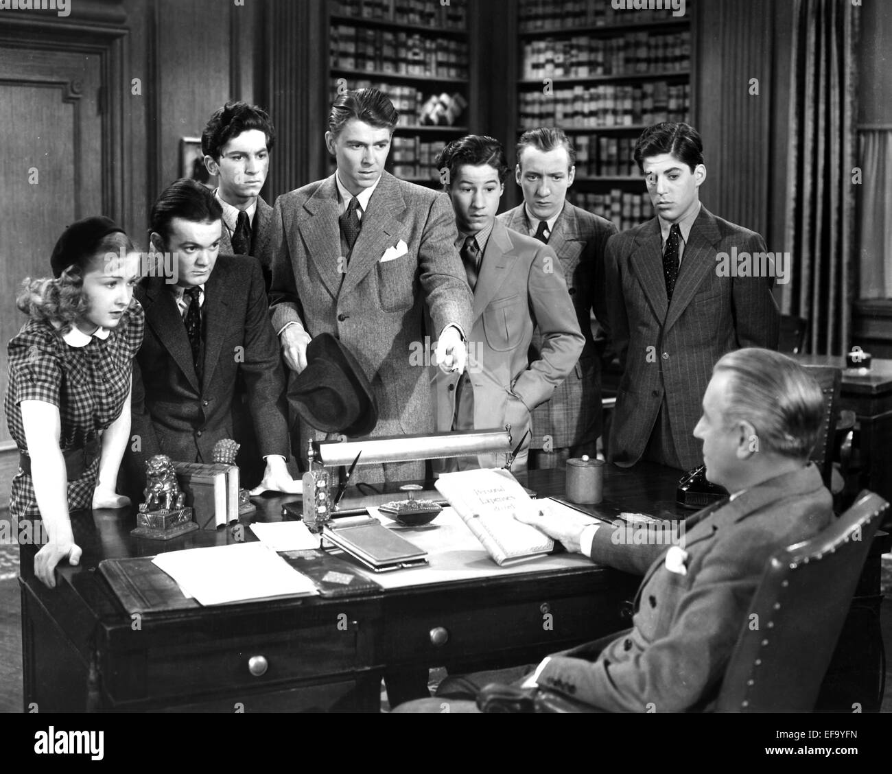 RONALD REAGAN THE ANGELS WASH THEIR FACES (1939 Stock Photo Alamy