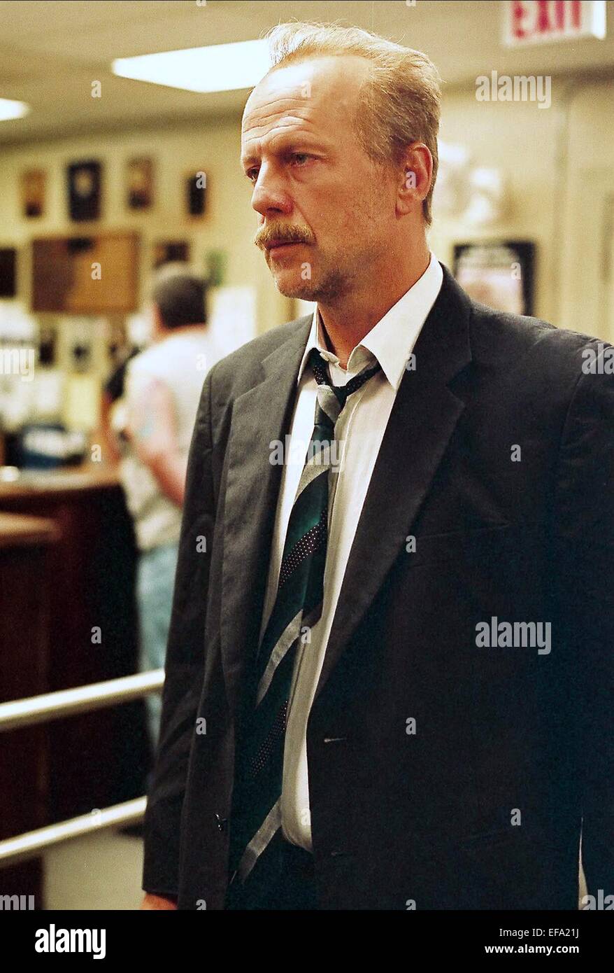 BRUCE WILLIS 16 BLOCKS (2006 Stock Photo: 78282446 - Alamy