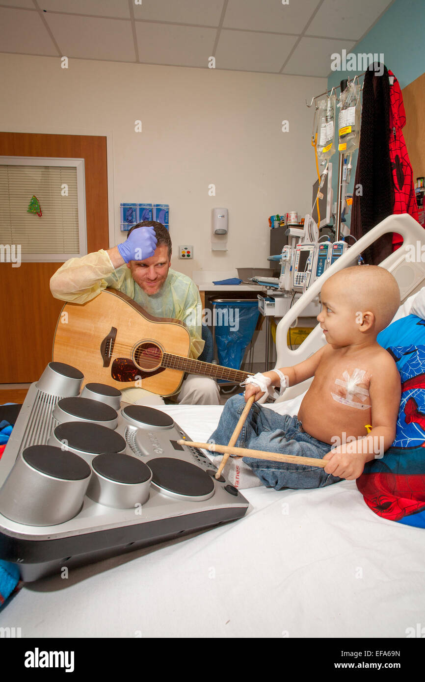 Sterile gowns hires stock photography and images Alamy