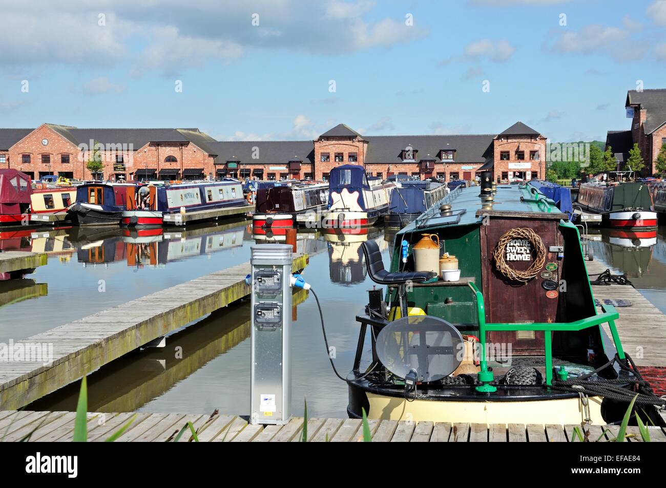Moorings power supply hi-res stock photography and images - Alamy