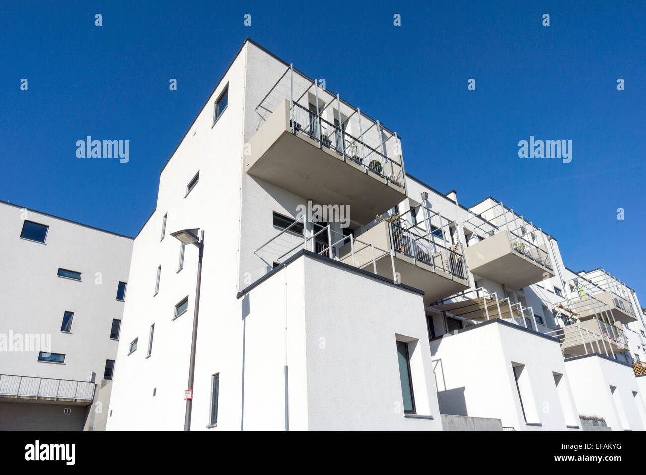 Terraced house, modern architecture in the Bauhaus style, Riedenberg, Frankfurt, Germany, Europe - 2014 Stock Photo