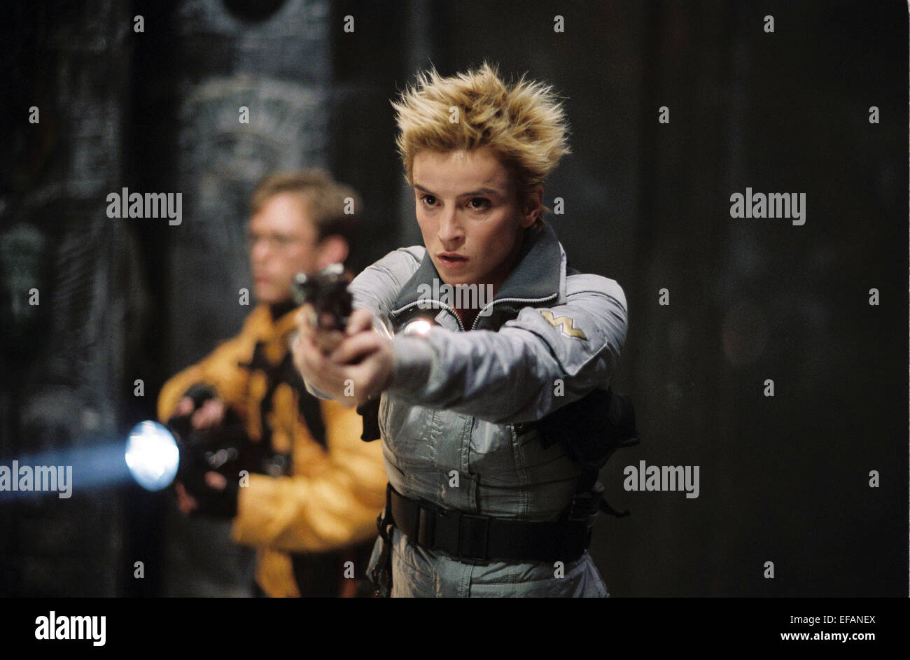 Films Avec Agathe De La Boulaye AGATHE DE LA BOULAYE ALIEN VS. PREDATOR (2004 Stock Photo - Alamy