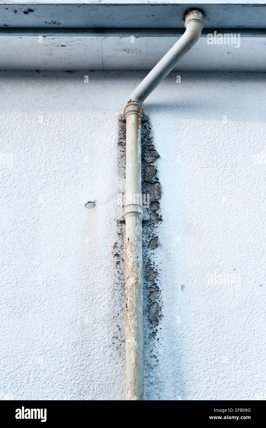 Cast iron drainpipe hi-res stock photography and images - Alamy
