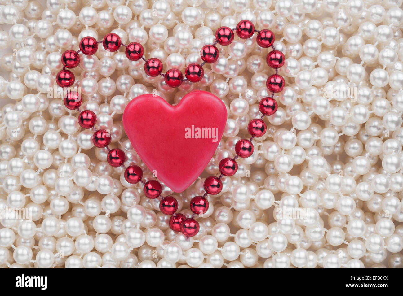 White beads hi-res stock photography and images - Alamy