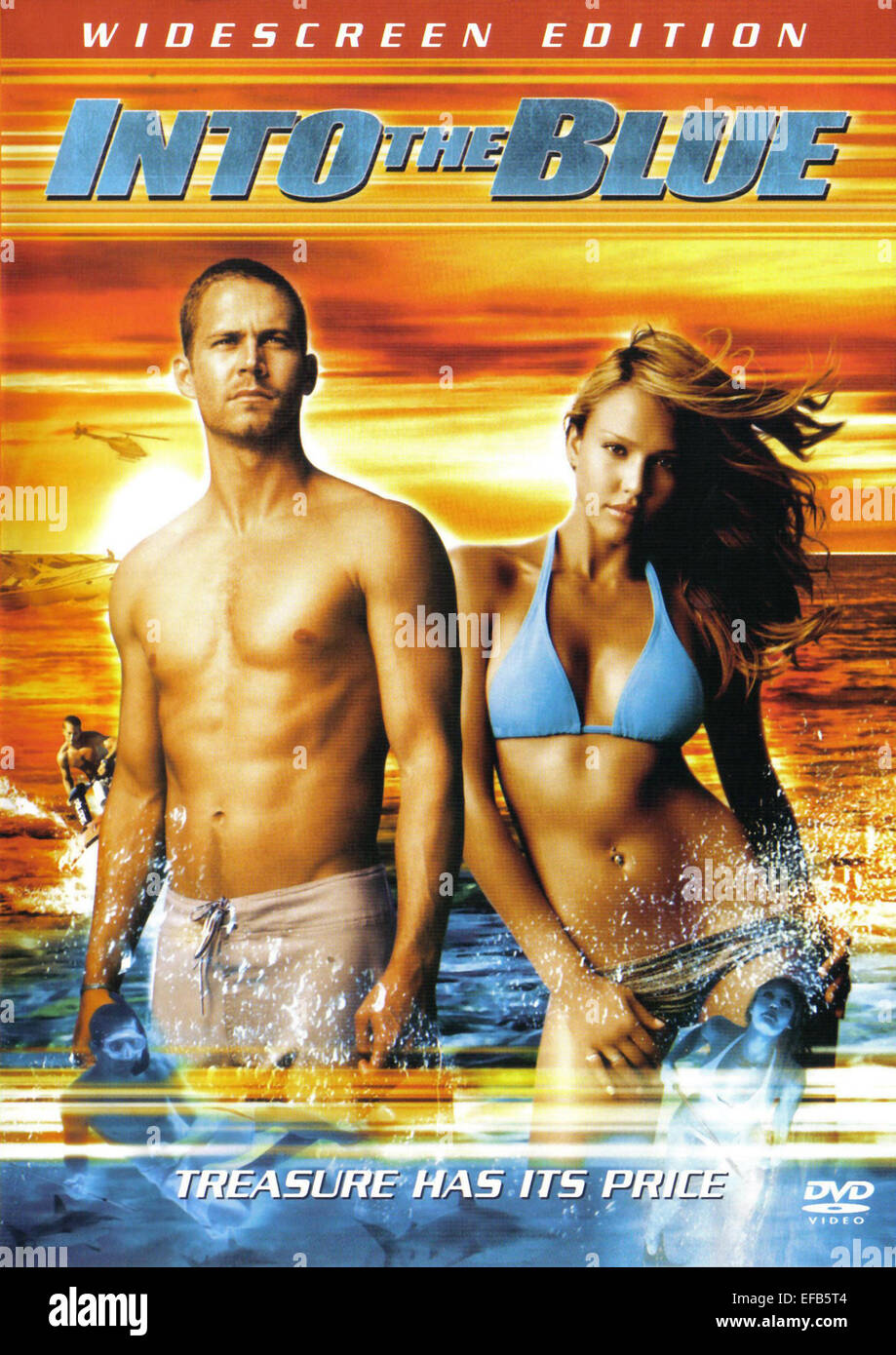 PAUL WALKER & JESSICA ALBA POSTER INTO THE BLUE (2005 Stock Photo