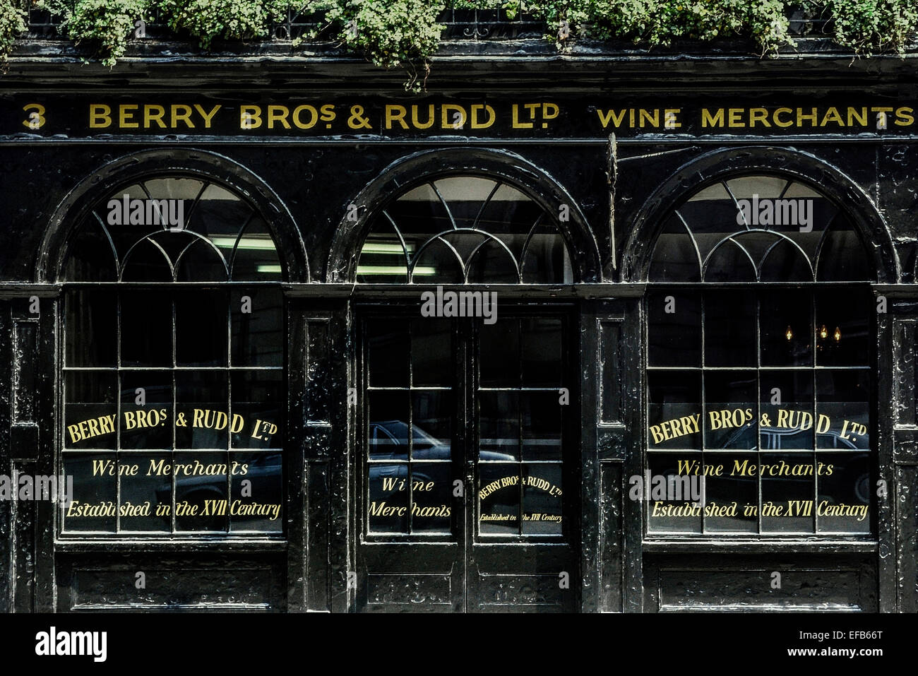 Berry Bros & Rudd Ltd, wine Merchants, St James's Street, London, England. UK Stock Photo