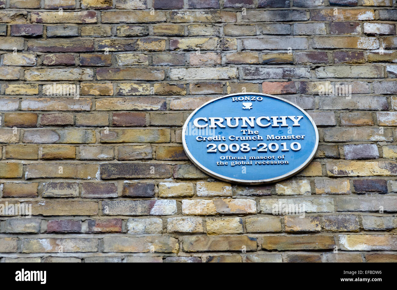 Blue plaque showing the original loaction of Ronzo’s Credit Crunch Monster. Great Eastern Street, Shoreditch, London Stock Photo