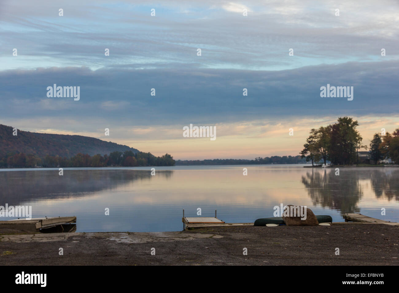 A peaceful morning sunrise on DeRuyter Reservoir in central New York State Stock Photo Alamy