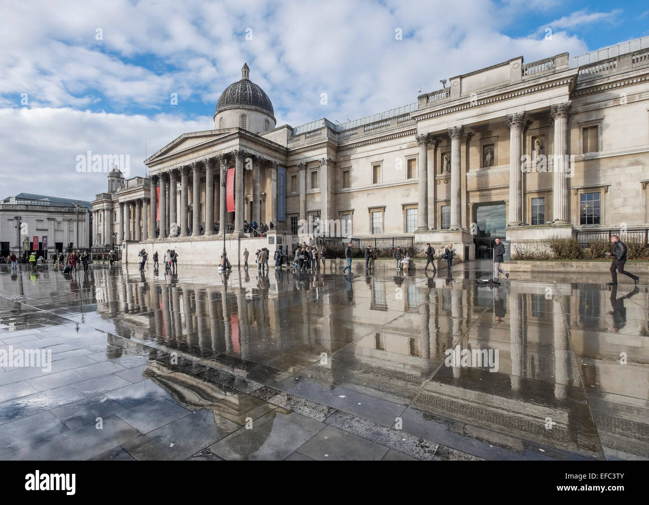 The National Gallery in Trafalgar Square, London, England Stock Photo
