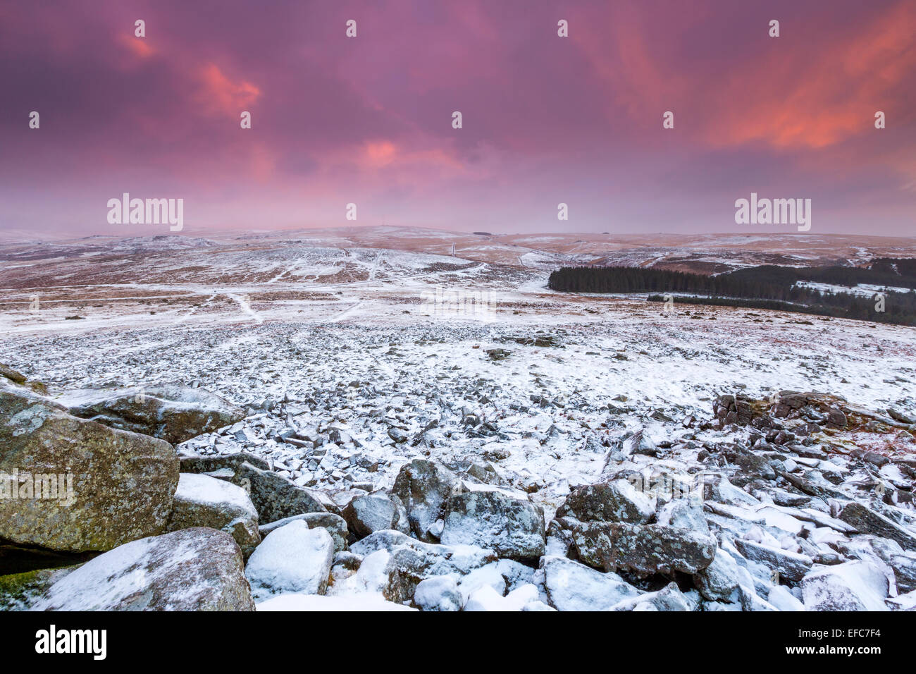 Sharpitor, Sheepstor, Devon, UK. 31st Jan, 2015. Snow covered Dartmoor National Park, view from Sharpitor, Sheepstor near Princetown, Devon, England, UK, Europe. Credit:  Sebastian Wasek/Alamy Live News Stock Photo
