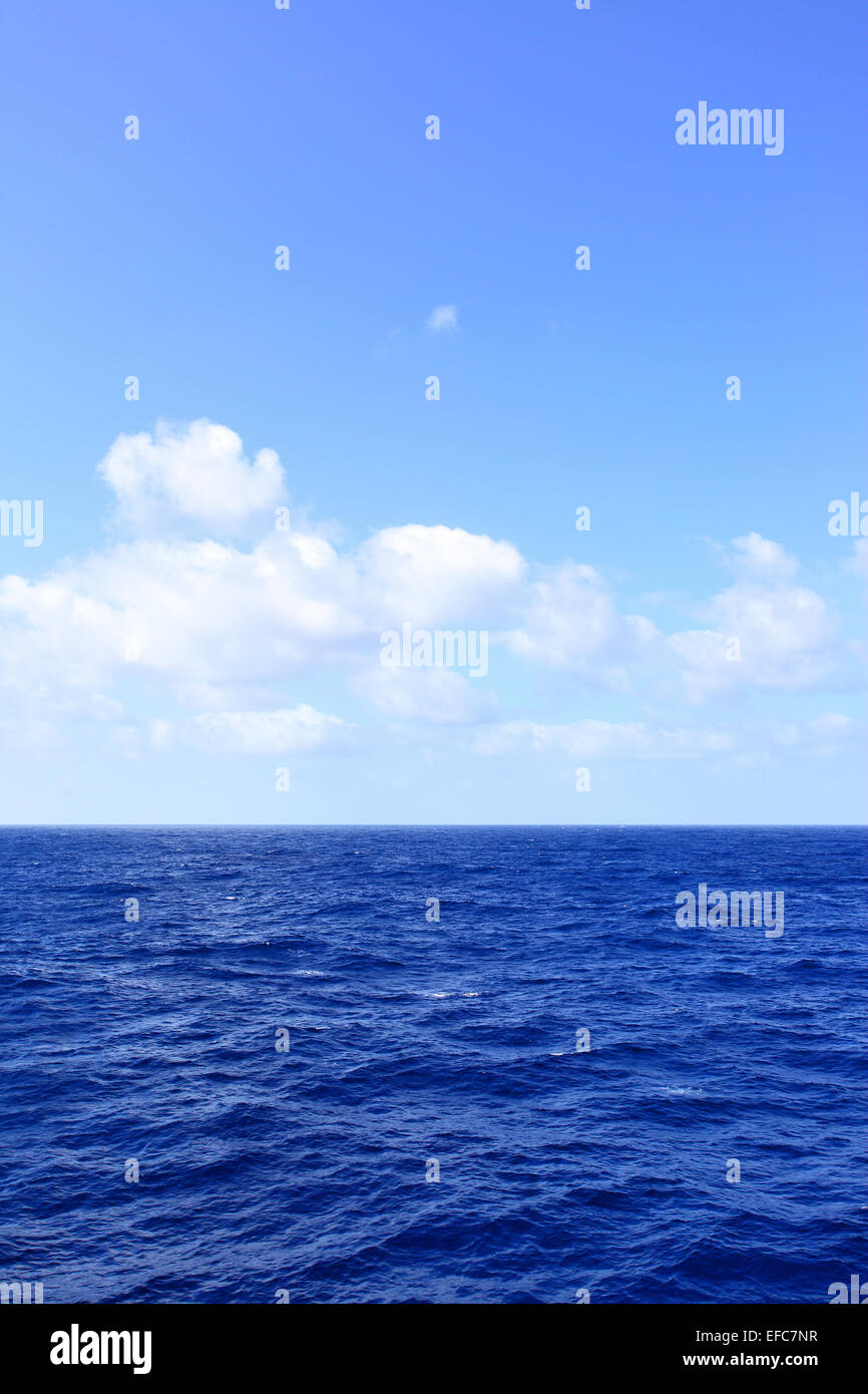 Blue sky and clouds at ocean hi-res stock photography and images - Alamy