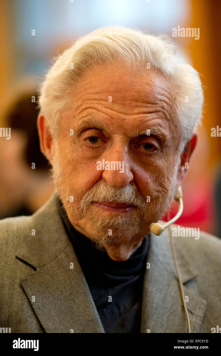 Freiburg, Germany. 13th May, 2014. Austrian-American chemist and writer Carl Djerassi pictured during a lecture at the University in Freiburg, Germany, 13 May 2014. He is best known for his contribution to the development of oral contraceptive pills. Photo: Patrick Seeger/dpa/Alamy Live News Stock Photo