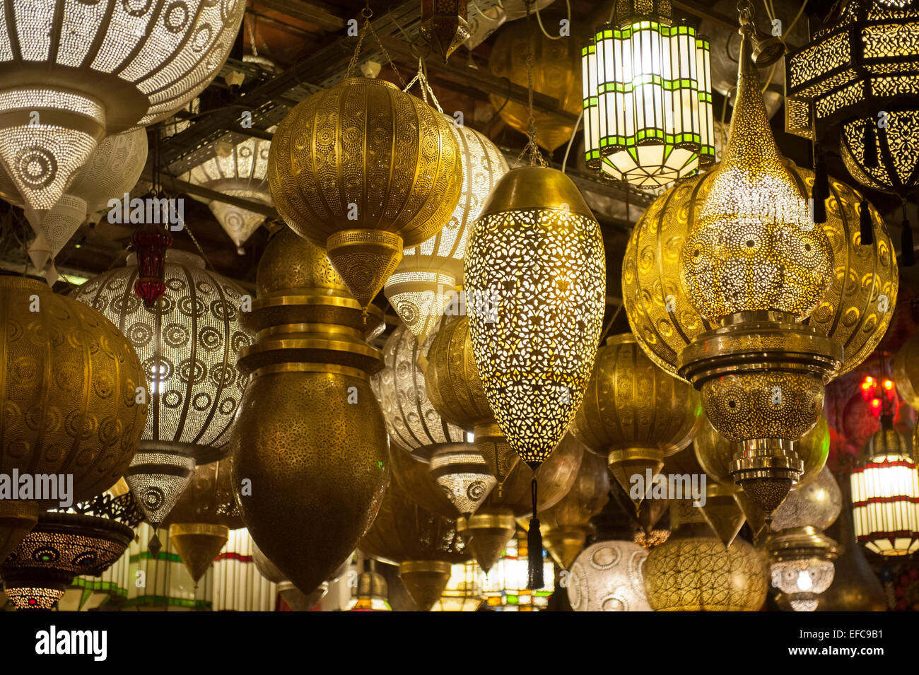Moroccan hanging 2024 lanterns electric