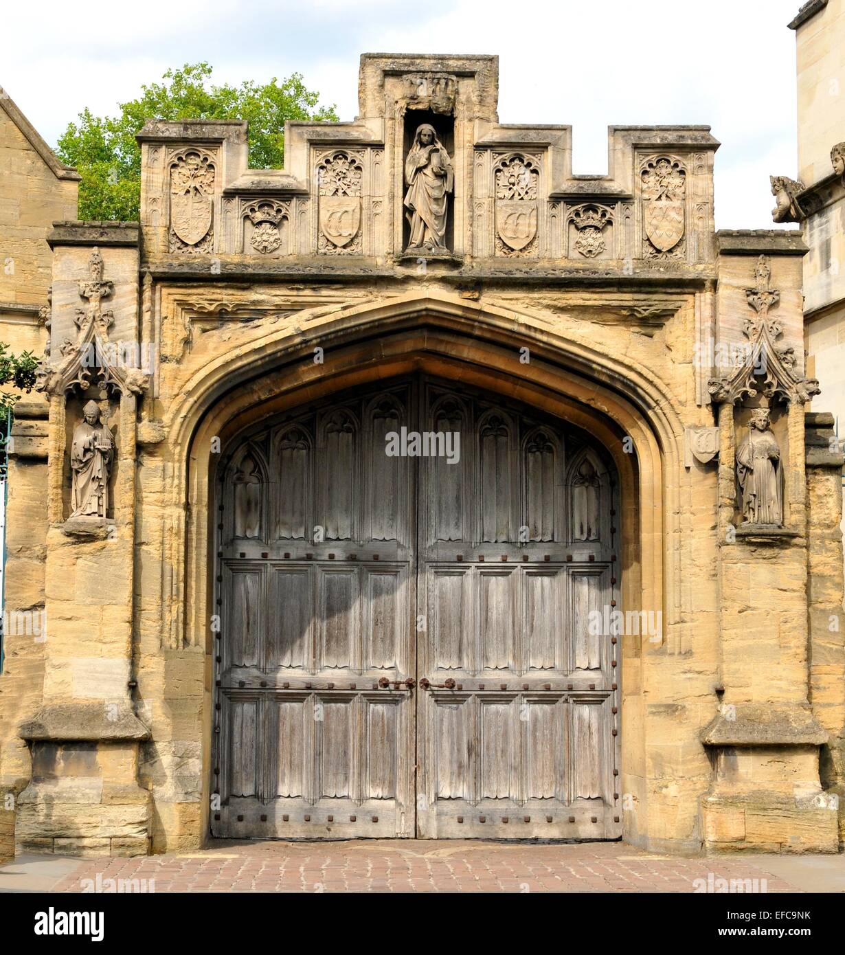 Medieval gate in Oxford, Oxfordshire, England Stock Photo Alamy