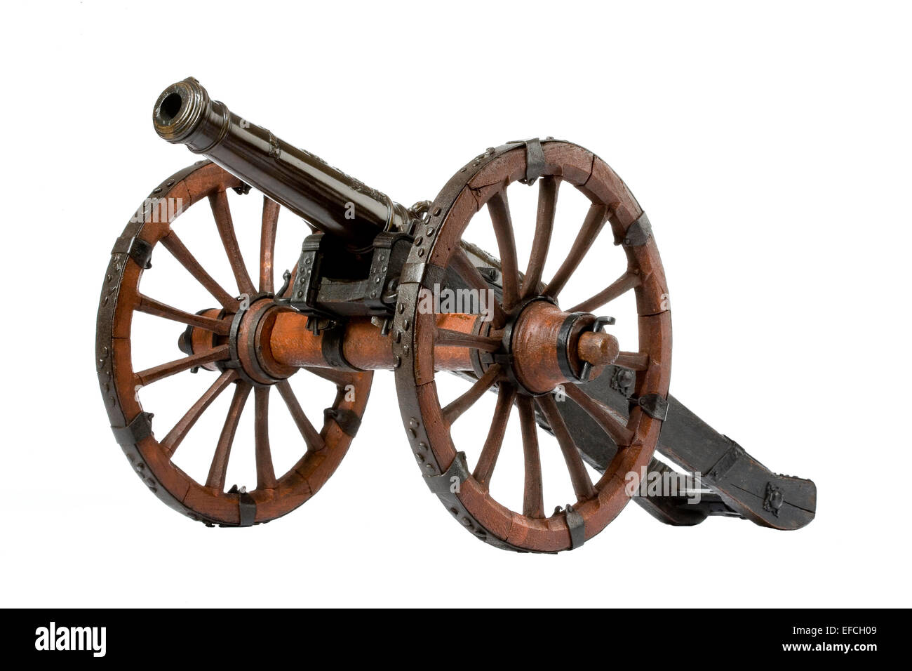 Gun carriage wheel hi-res stock photography and images - Alamy