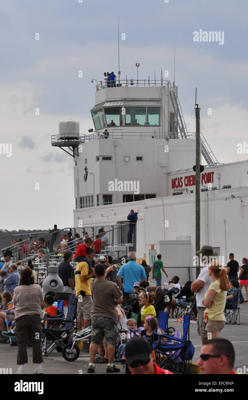 The Cherry Point MCAS Control Tower Stock Photo Alamy
