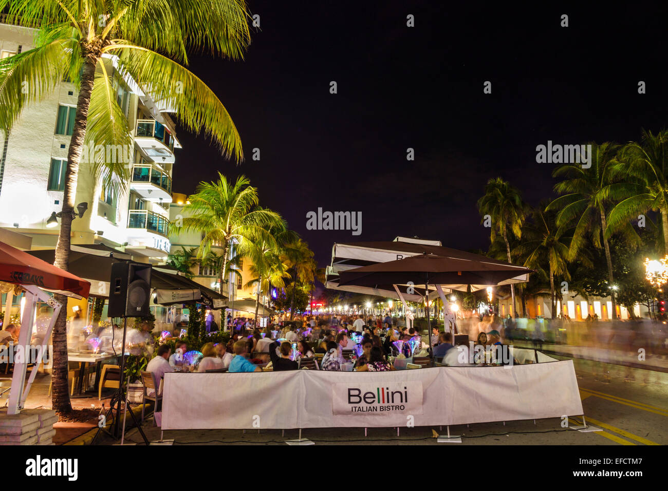 Miami Beach Florida,Ocean Drive,New Year's Eve,Bellini Italian Bistro,restaurant restaurants food dining eating out cafe cafes bistro,al fresco sidewa Stock Photo