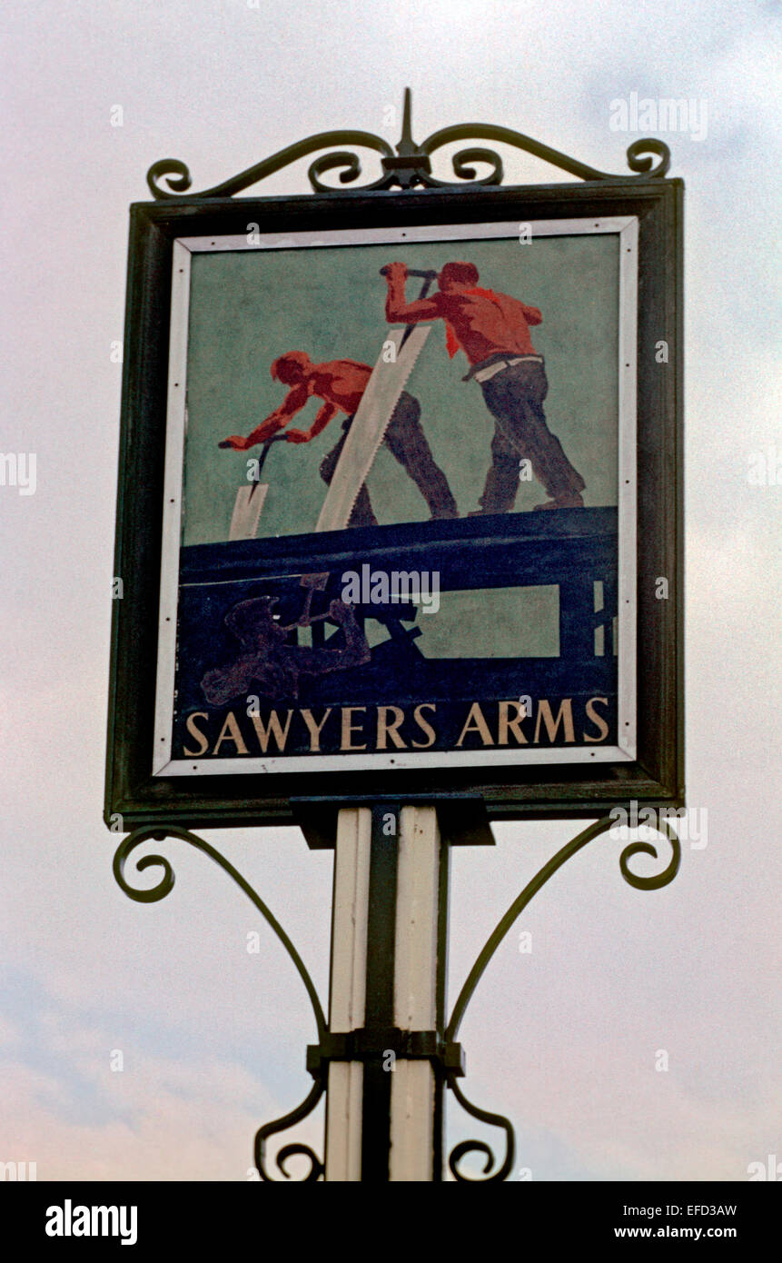 Old Pub Signs, The Sawyers Arms, Hawkhurst, Kent, Britain - 1960's Stock Photo
