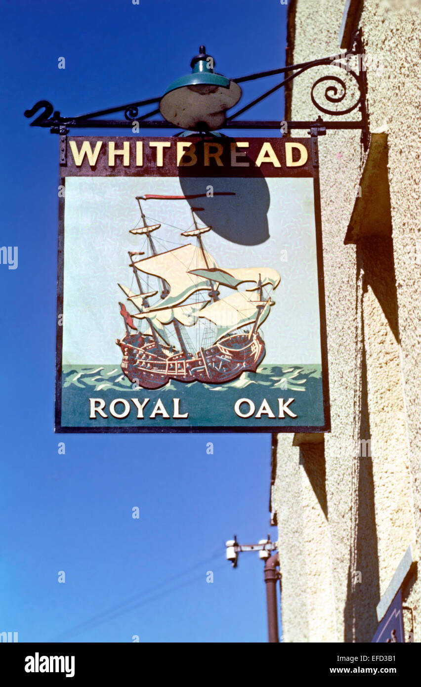 Old Pub Signs, The Royal Oak, Shoreham, Kent, Britain - 1960s Stock Photo