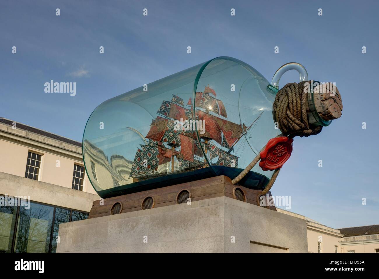 Nelson’s Ship in a Bottle by Yinka Shonibare  HMS Victory, Stock Photo