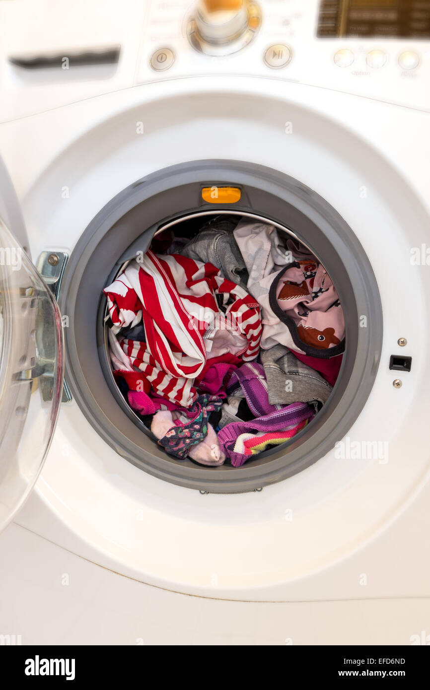 Dirty laundry hires stock photography and images Alamy