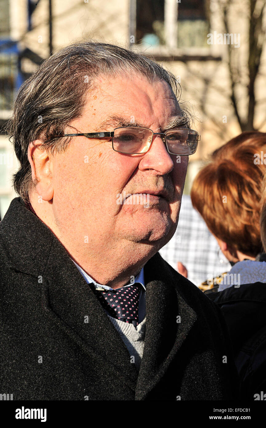 Bloody Sunday commemoration, Londonderry, Northern Ireland - 1st February 2015. John Hume, former MP, MEP and founder of the SDLP attending a service at the Bloody Sunday memorial, in Rossville Street, on the 43rd anniversary of the Civil Rights march.  14 civilians killed by British paratroopers on 30th January 1972. Credit:  George Sweeney/Alamy Live News Stock Photo