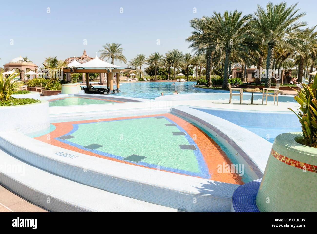 shallowest pool in the world