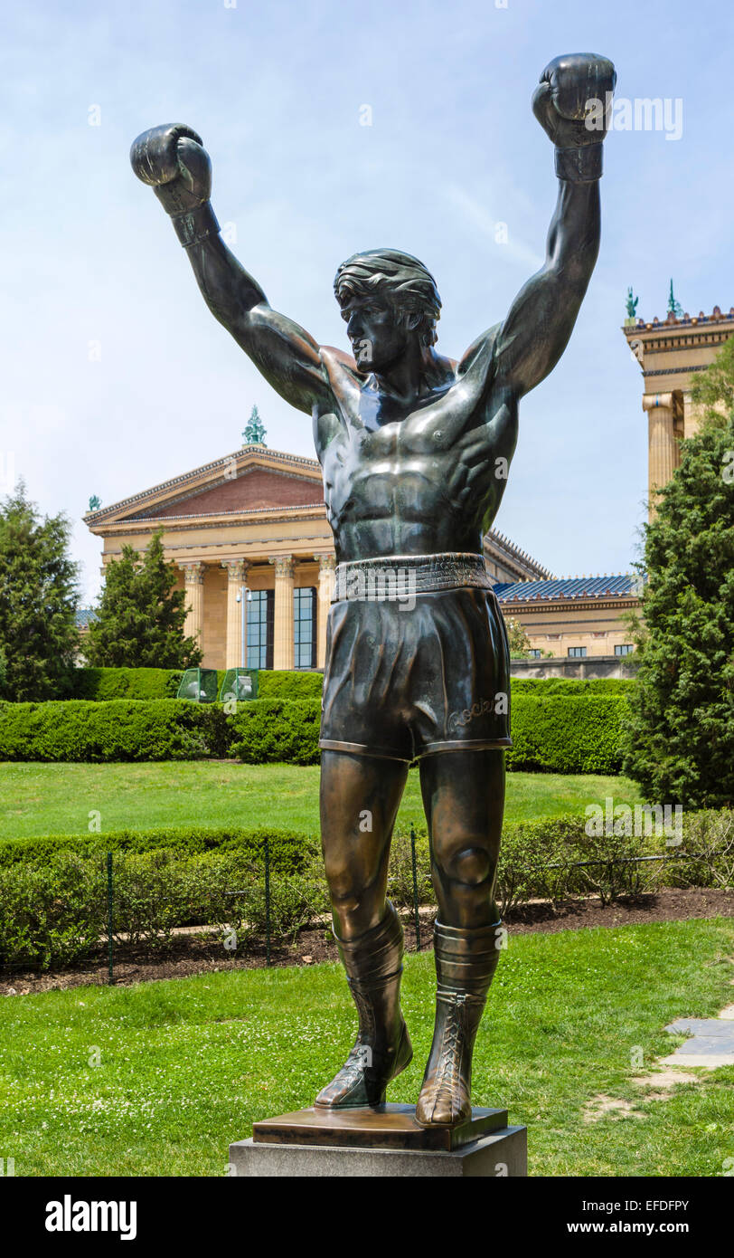 Statue of Syvester Stallone as Rocky outside the Philadelphia Museum of