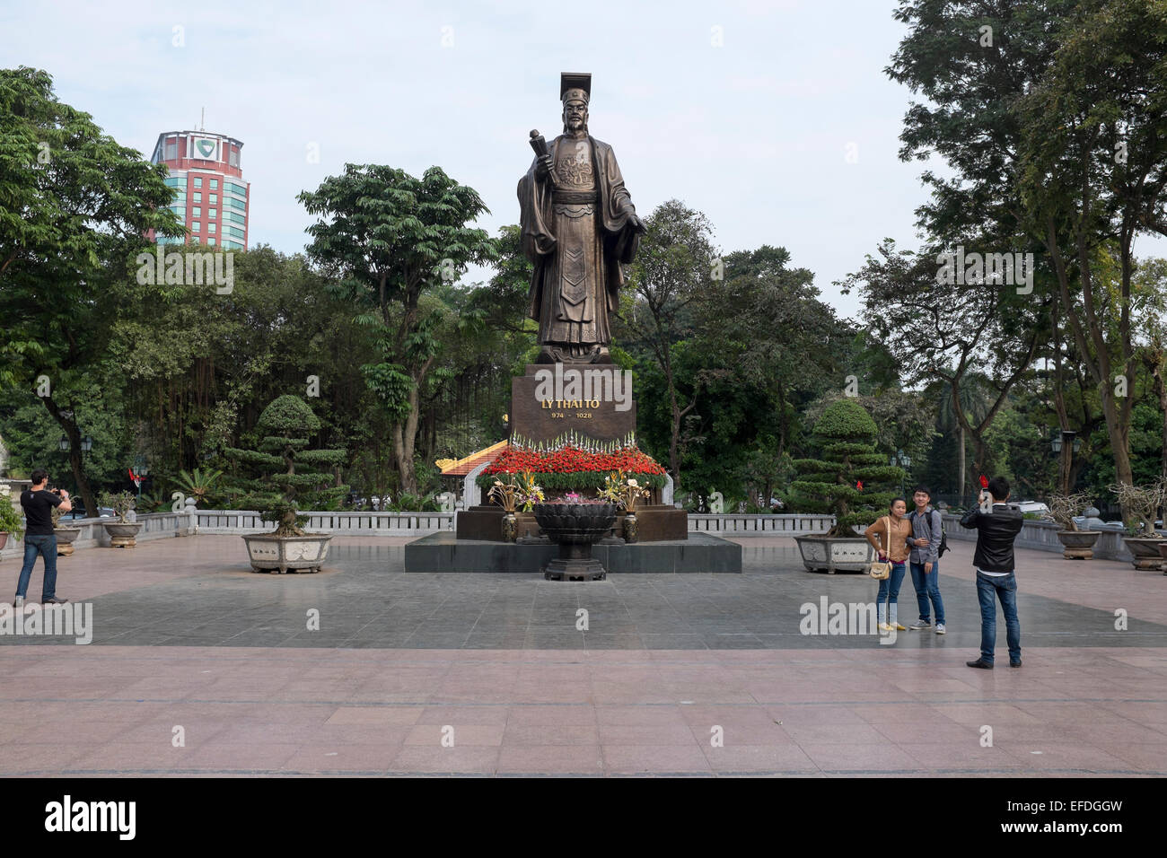 Ly Thai To  Statue Hanoi Vietnam Stock Photo