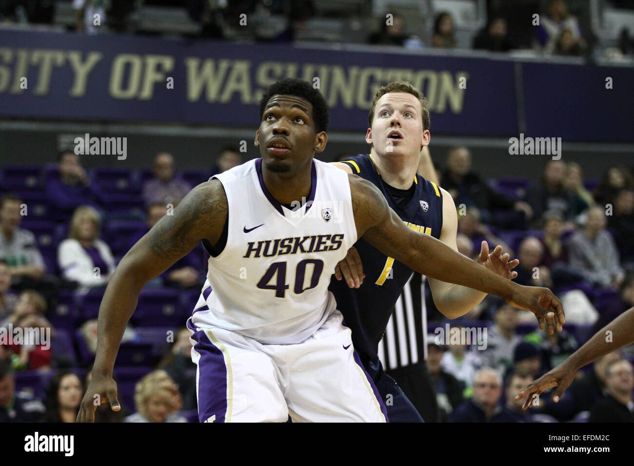 February 1, 2015 Shawn Kemp Jr. (40) boxes or Dwight Tarwater (1