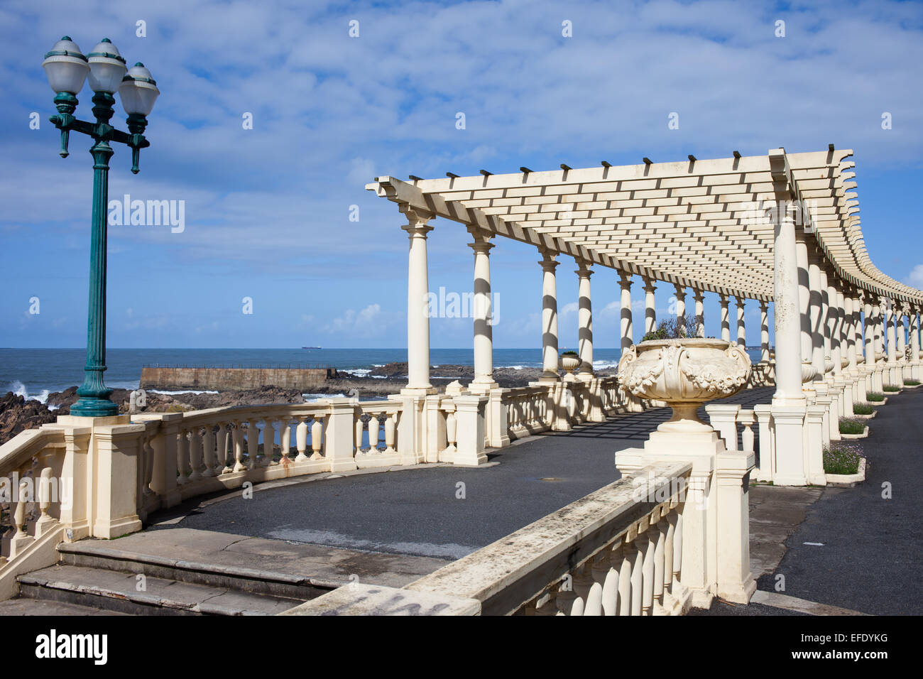 Pergola da Foz in Porto, promenade along the Atlantic Ocean coast in