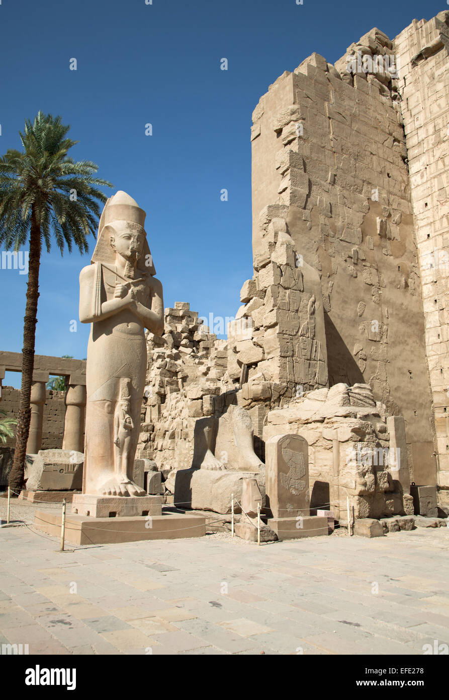 Egypt luxor temple of karnak statue of ramses ii hires stock