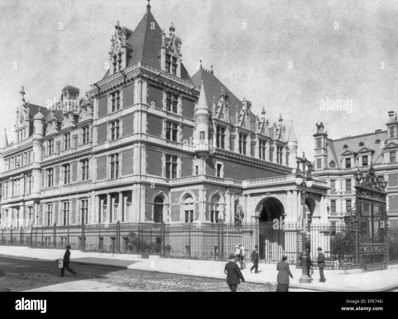 Residence of Cornelius Vanderbilt, N.Y., circa 1894 Stock Photo