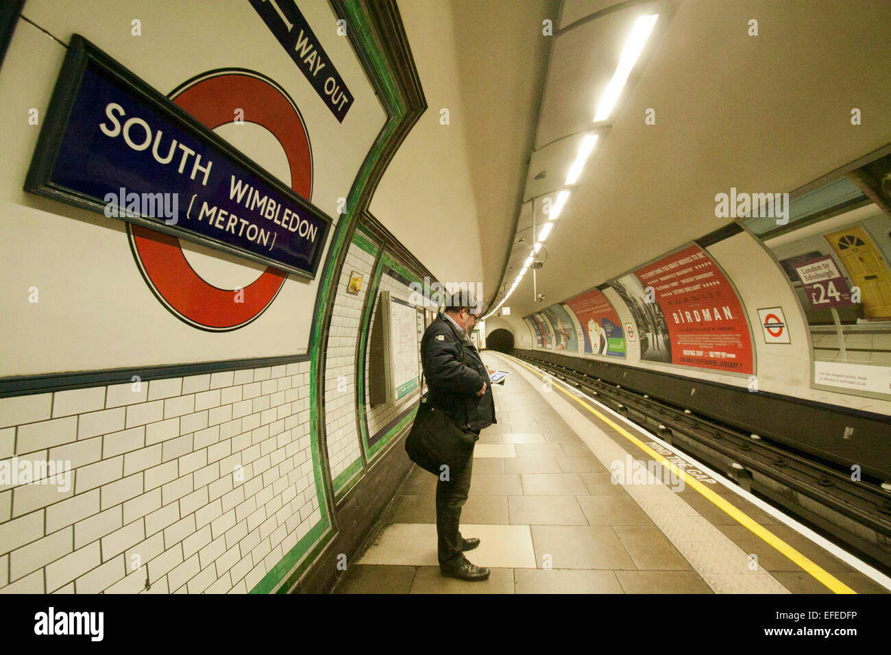 South wimbledon underground station hires stock photography and images