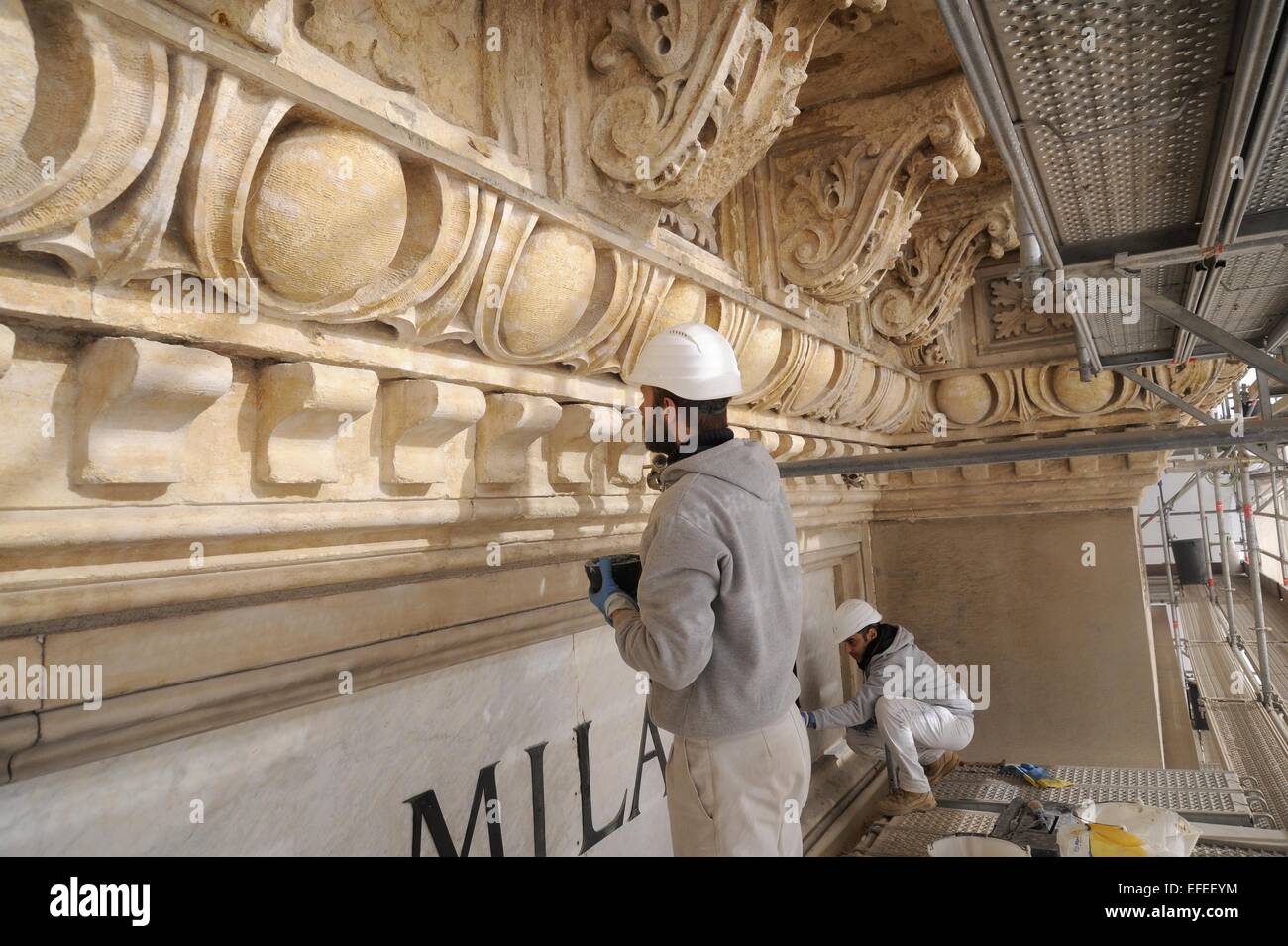 Milan (Italy) restoration works of Vittorio Emanuele II gallery Stock Photo